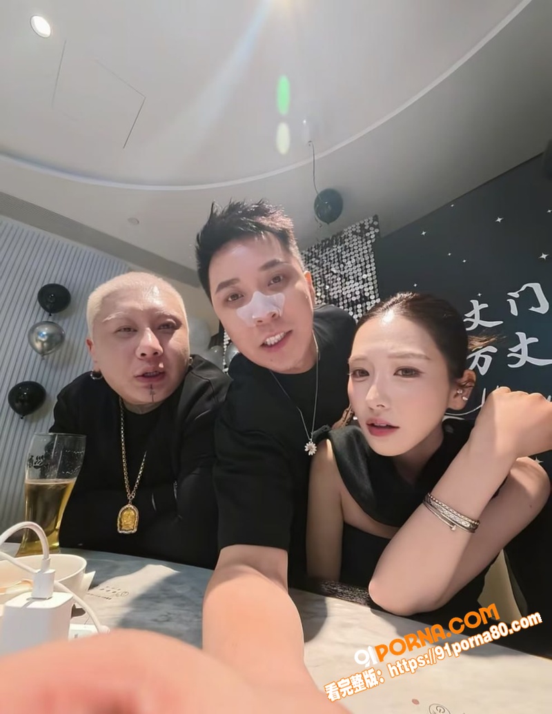 千万粉网红 方丈 直播摊...（5）