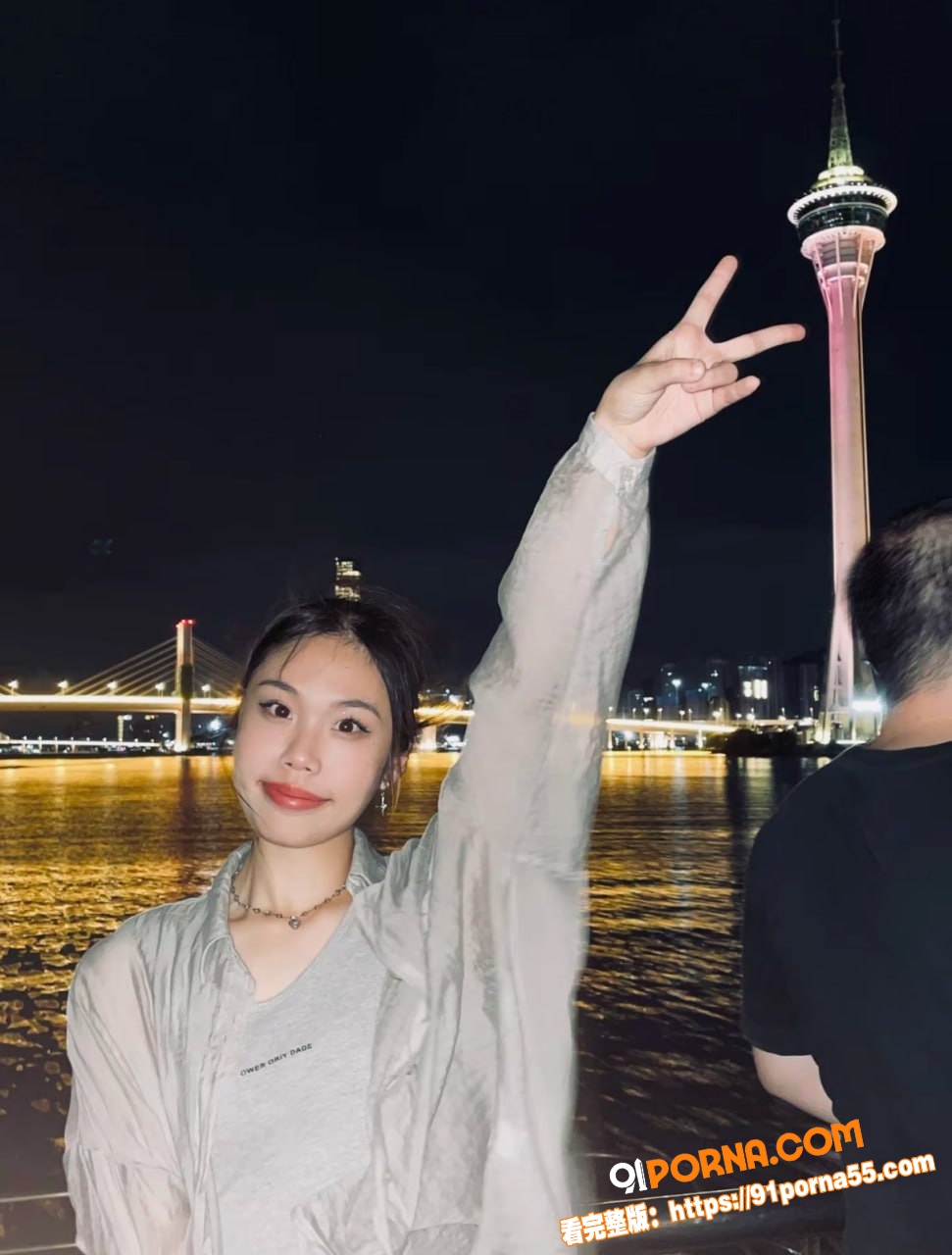 恩爱小情侣旅游情侣自拍泄...（2）
