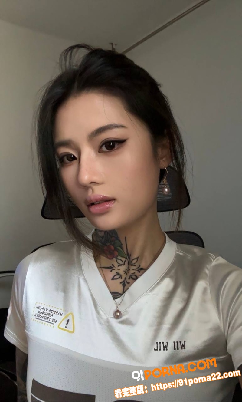 颜值清冷感气质美女 刺青...（13）